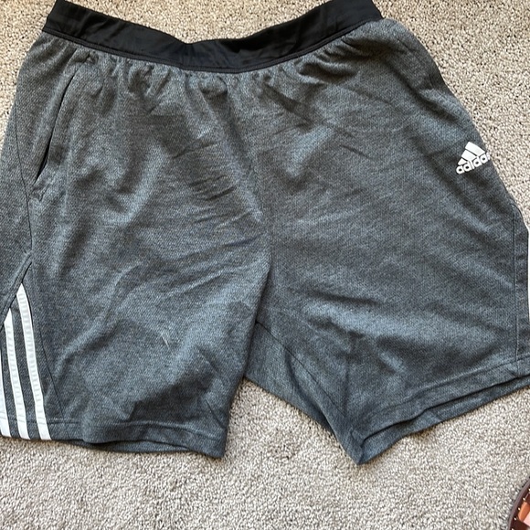 Bundle 4 athletic shorts size L - Picture 2 of 5